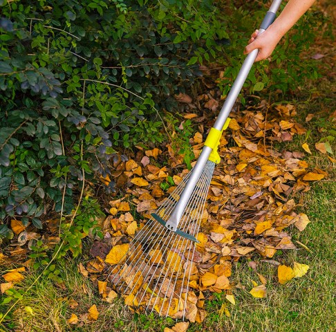 Adjustable Garden Rake Leaf, Collect Loose Debris - Image 2